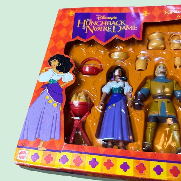 Vintage Disney Mattel 1997 Hunchback Of Norte Dame Esmerelda & Phoebus Toy Set - Picture 2 of 9